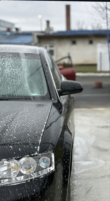AUDI A4 2004 — imagine 4