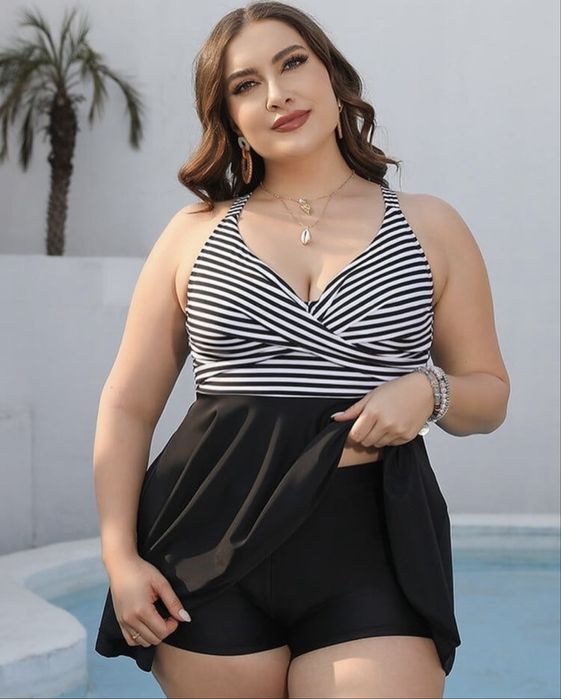 Продам купальник размер 54/56