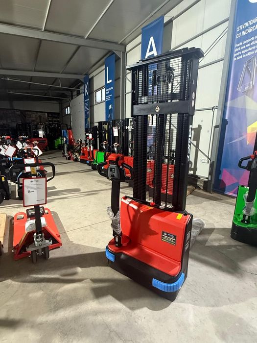 Transpaleta cu catarg Liza Electrica 1500 kg Oferta