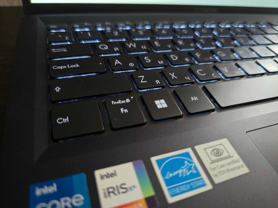 Отличный ноутбук Asus ExpertBook B1 / i5-11 Gen / 2023 год
