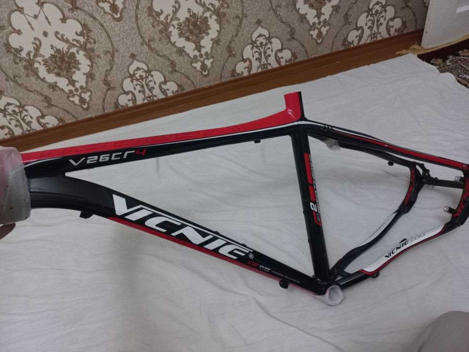 Продаю рамы гидроформированные алюминь рама 26