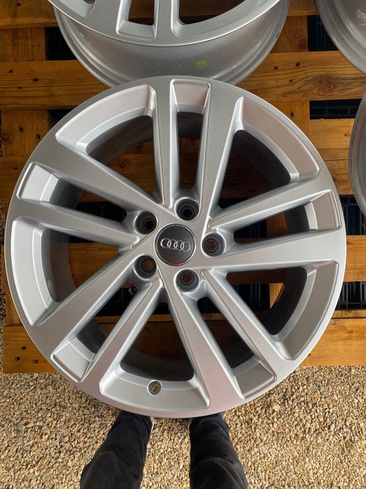 18 Цола 5 х 112 мм Ауди , Audi A 6 , S 6 , A 4 , Q 5 , Q 3