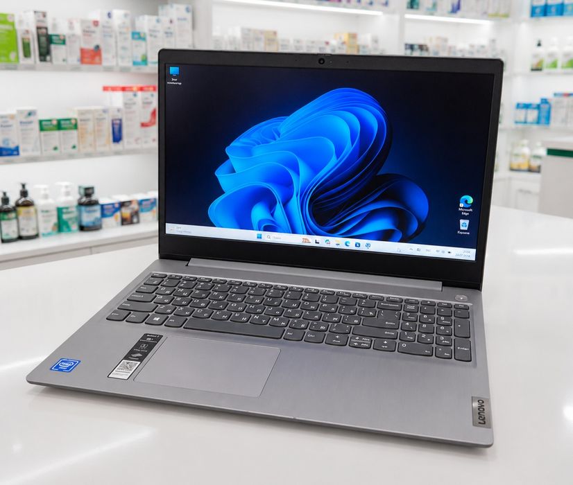 Ноутбук Lenovo холати зур