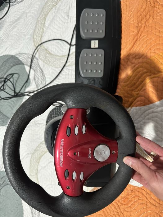 Volan cu pedale gaming