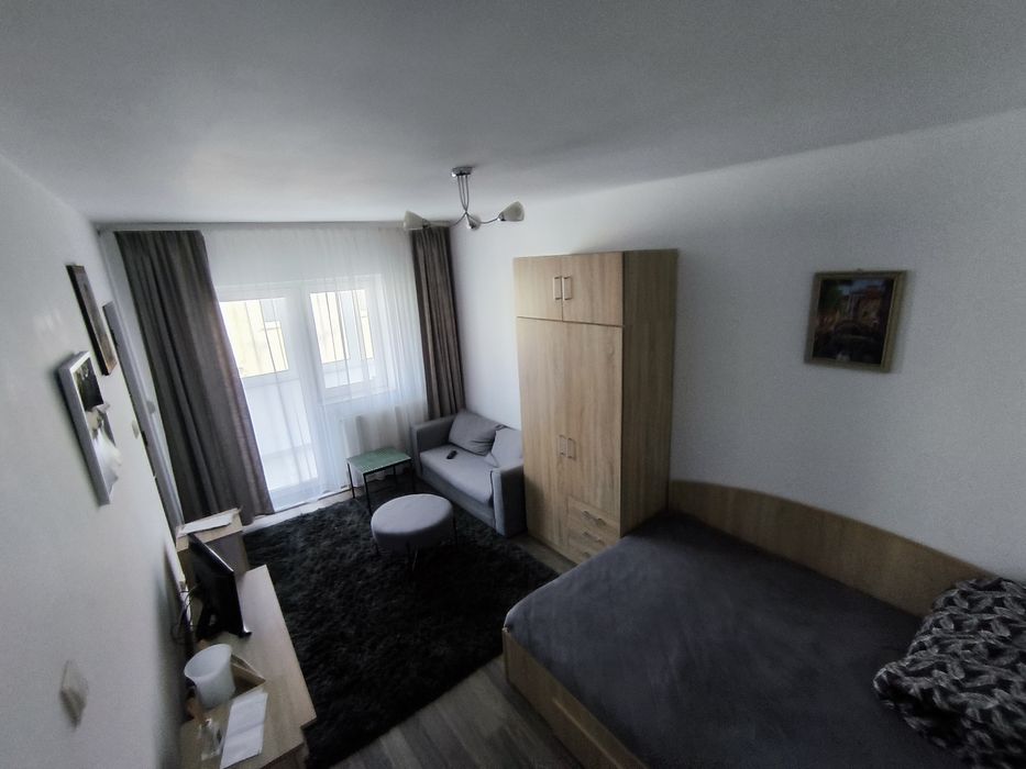 Vand/schimb cu ap. garsoniera confort 1 complet renovată si utilată