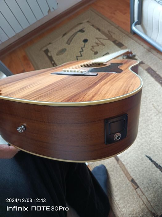 Gitara ashton D26EQ ACA