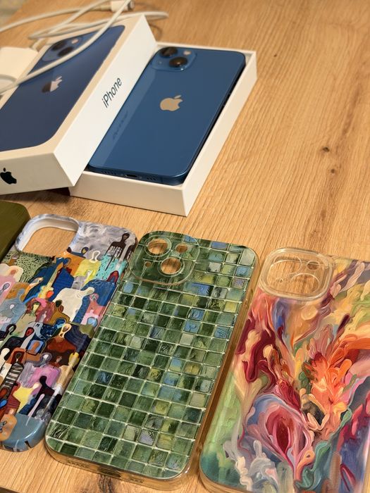Iphone 13 Blue 128GB +подарък
