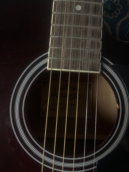 Гитара акустика adagio + ремень , каподастер 40К оканчательно