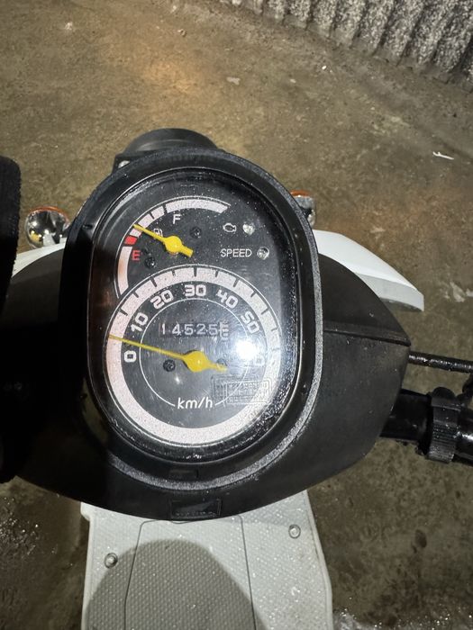 Продам скутер Honda Benly  АА05