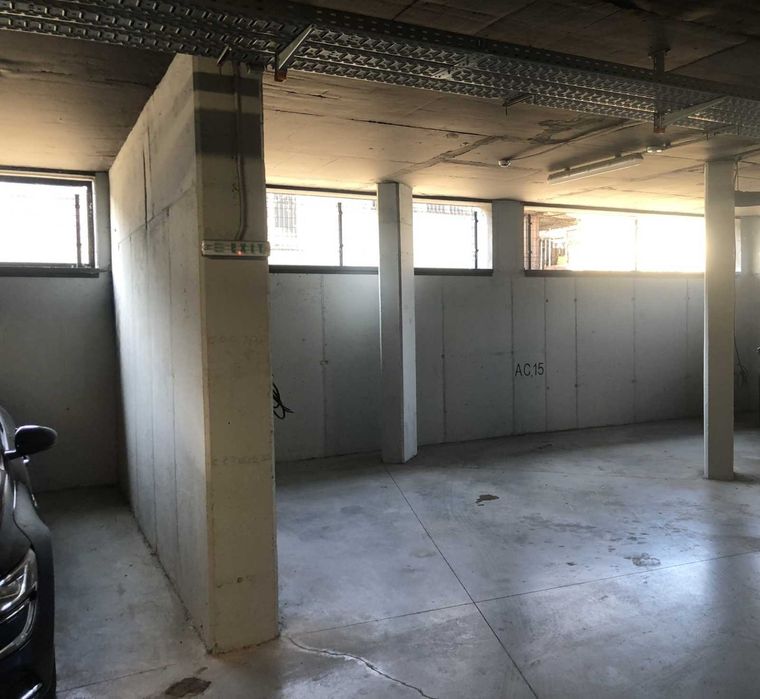 Дава се под наем Тристаен апартамент в София, Център - 90 кв.м за 812.94 € - Снимка #7