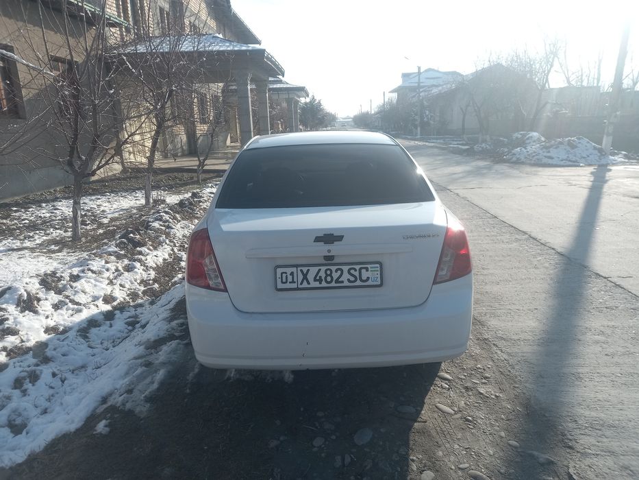 Lasseti 1.8 jentra qilingan kelishadigan joyi bor