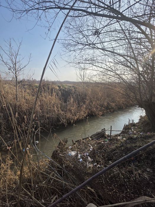 Кибрай тумани Бурота махалласида 8 сотих  4 хонали уй сотилади.