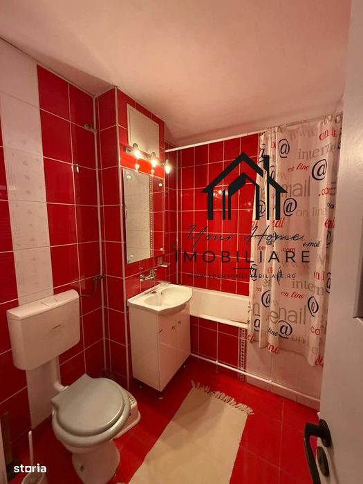 Apartament 3 camere decomandat, Et. 2/4 – Lăpuș