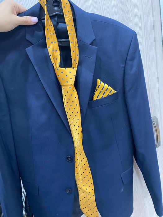 Срочно продам стильный пиджак с брюками