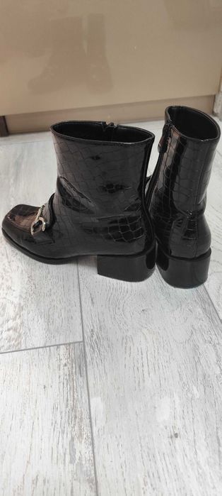 Стилни боти 37 размер