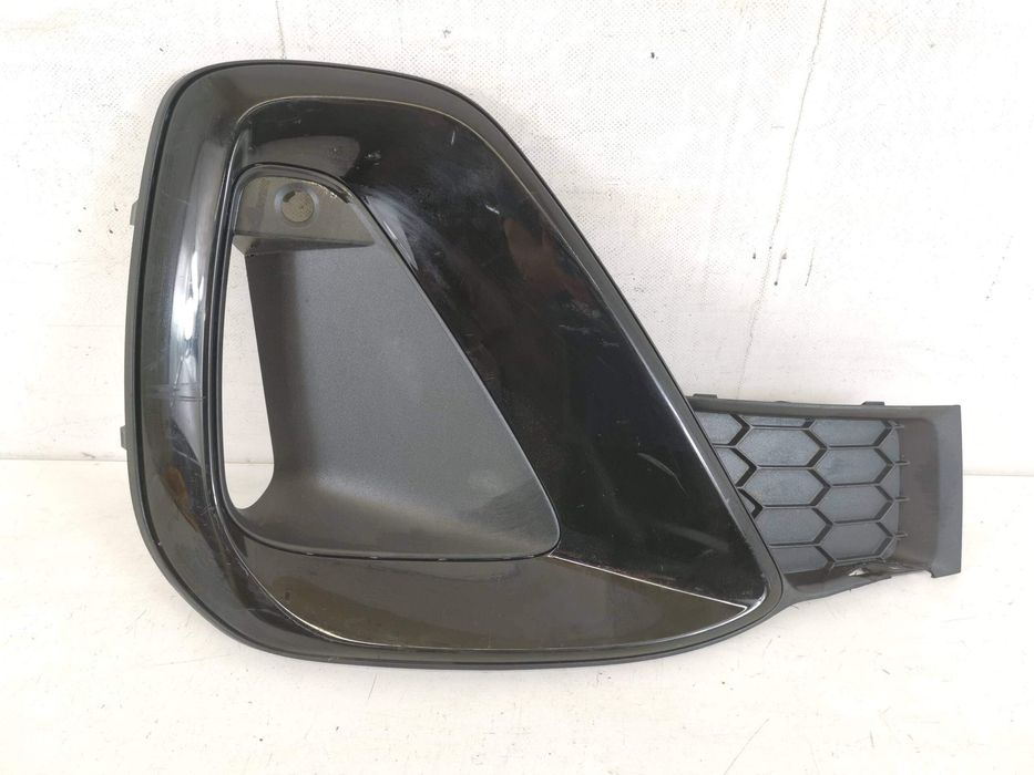 Ауди А5 / Audi A5 B10 Оригинална предна решетка на десния бар с S line