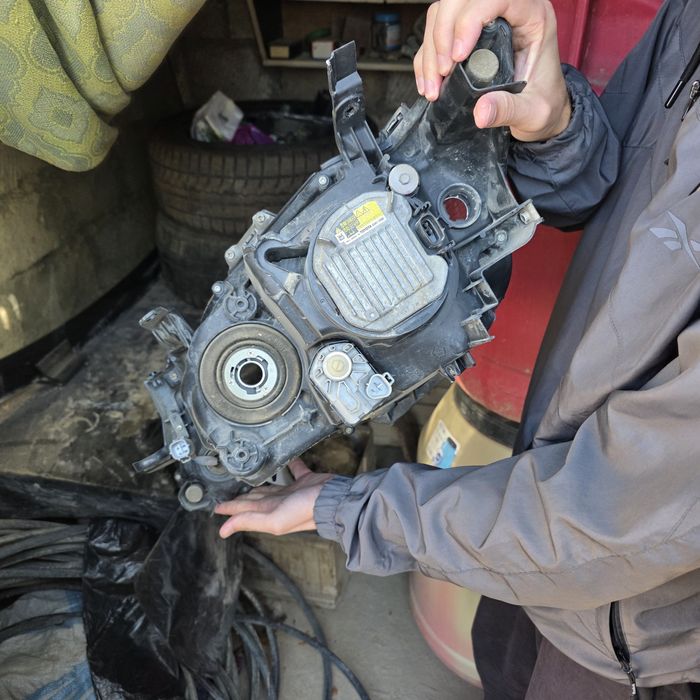 Camry 55 Фар ксенон