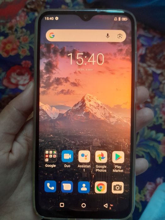Telefon Artel yangii karobka