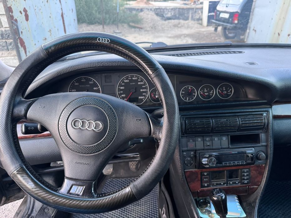 Audi 100 A6 C4-Кузов