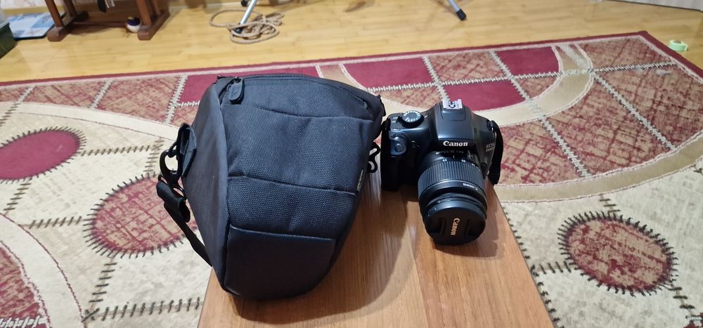 Продам фотоаппарат Canon