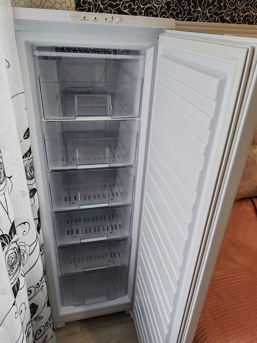 Морозильная камера бирюса 116