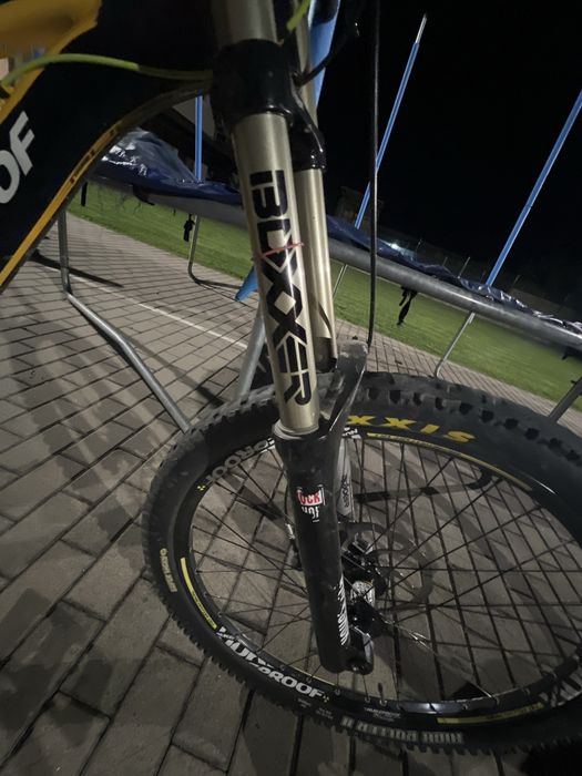 Nukeproof pulse downhill