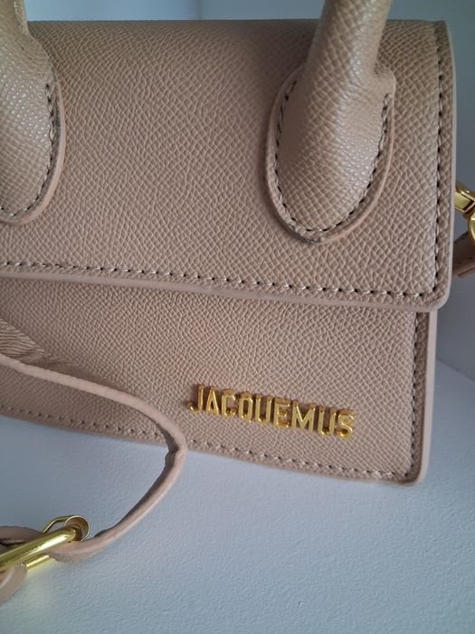 Vand Gentuta Mica  Jacquemus  Dama