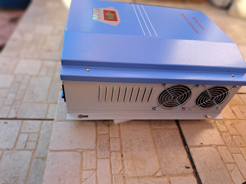 Controler eolian 24V sau 48V 700W- 2000W