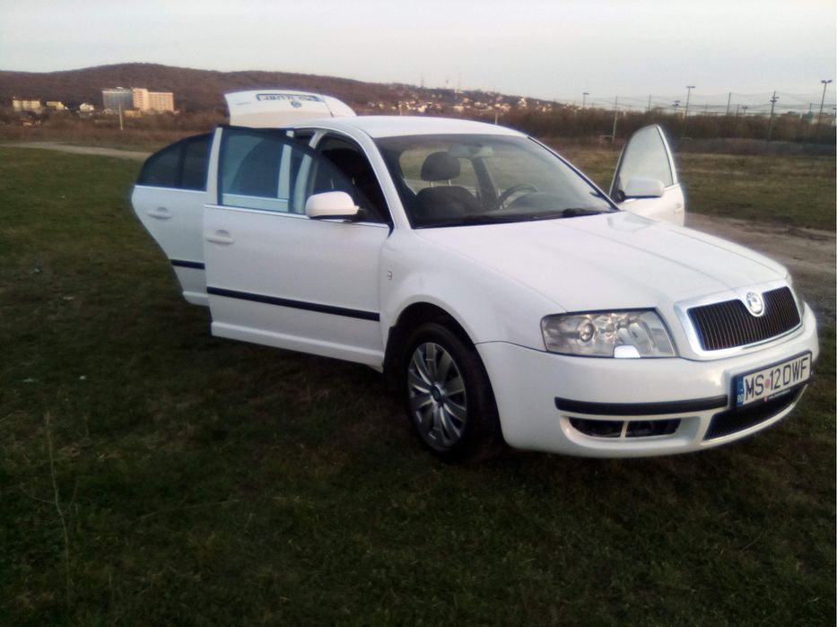Vind skoda superb  2006