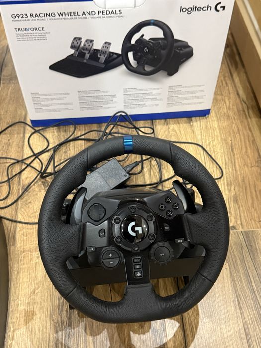 Волан Logitech - G923 + скоростен лост Logitech - Shifter