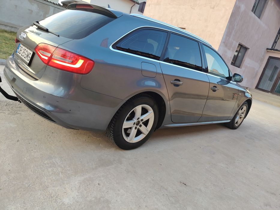 Audi A4 Avant 2.0 TDI 177 CP • S-Line • Manual • Webasto •EURO 5 •2014