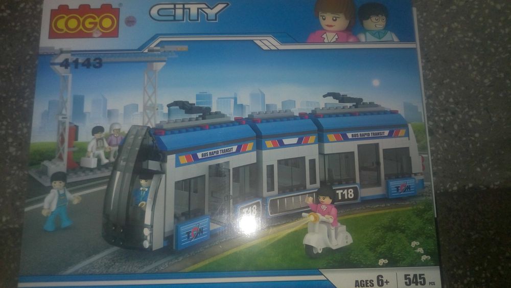 Конструктор Детска играчка замък от дървени кубчета