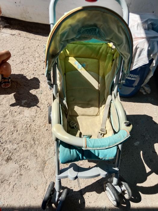 Продам коляску б/у