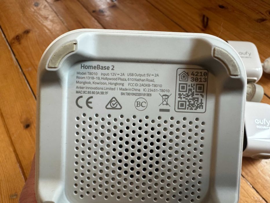 Система за видео наблюдение с Eufy HomeBase 2 и EufyCam2C