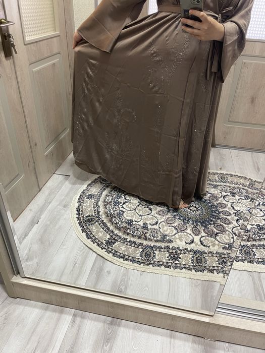 Abaya Dubay onalarimiz uchun