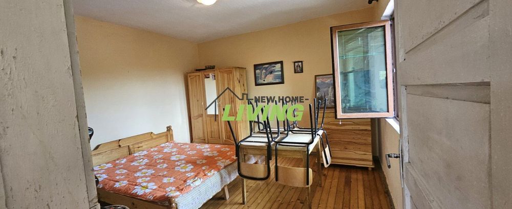 Къща в Пловдив, област-с.Златовръх площ 68 цена 105300