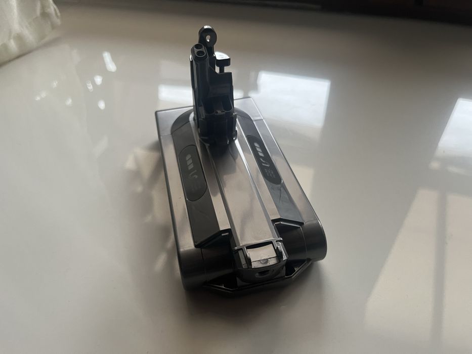 Baterie dyson v10 submarine