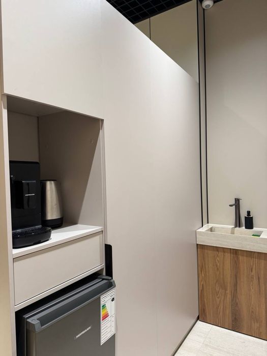 С мебелью Nest One 42 м2 офис 11 этаж Нест Ван