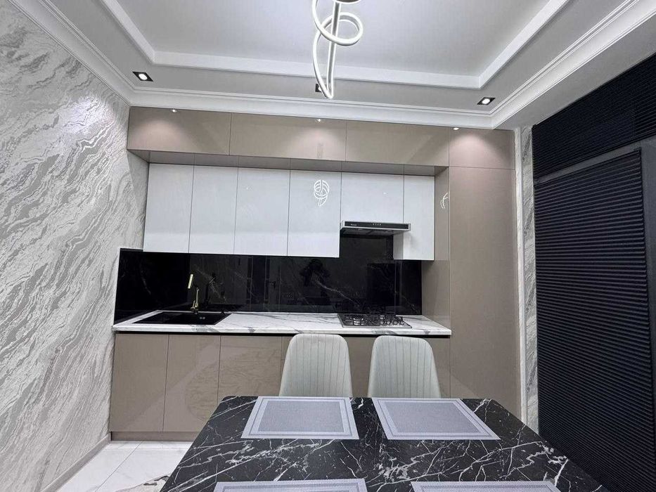 2 хоналик килинган 6 кават янги лифтлик дом, бухара сити, латтико