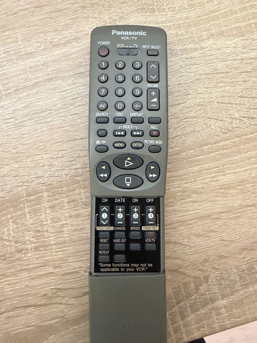 Продавам дистанционно у-ие за тв/видео Панасоник