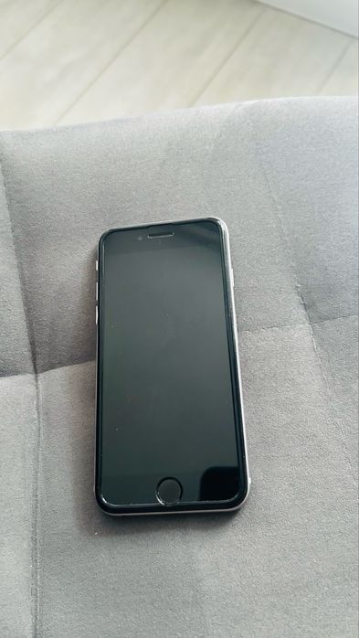 Айфон 6,32 гб в отличном срстоянии