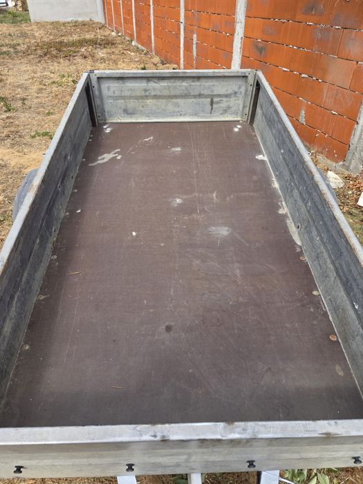 Vând Remorcă auto BOCKMANN 750 kg