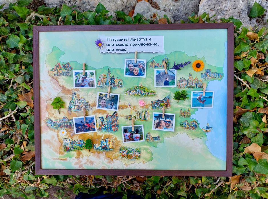 Пано-карта на България със снимки и декоративни елементи