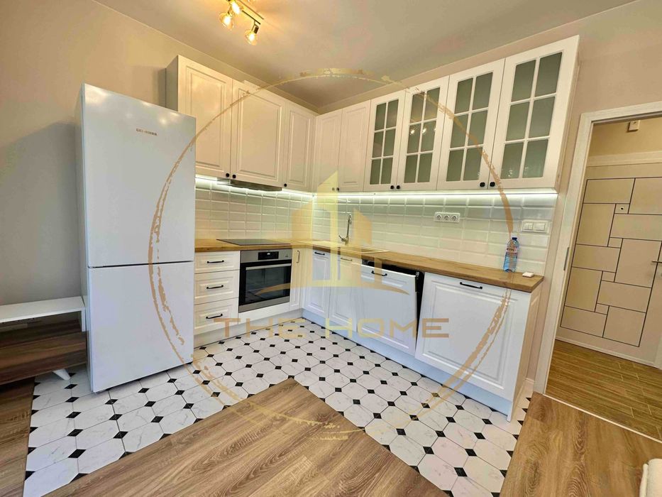 Топ Локация 2 стаен Левски