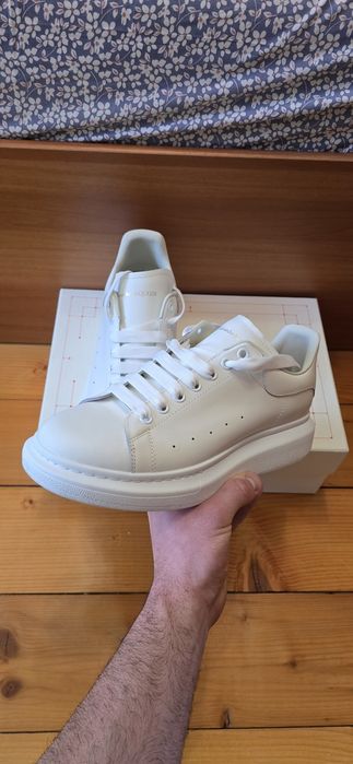 Alexander McQueen oversized sneakers Triple White 44