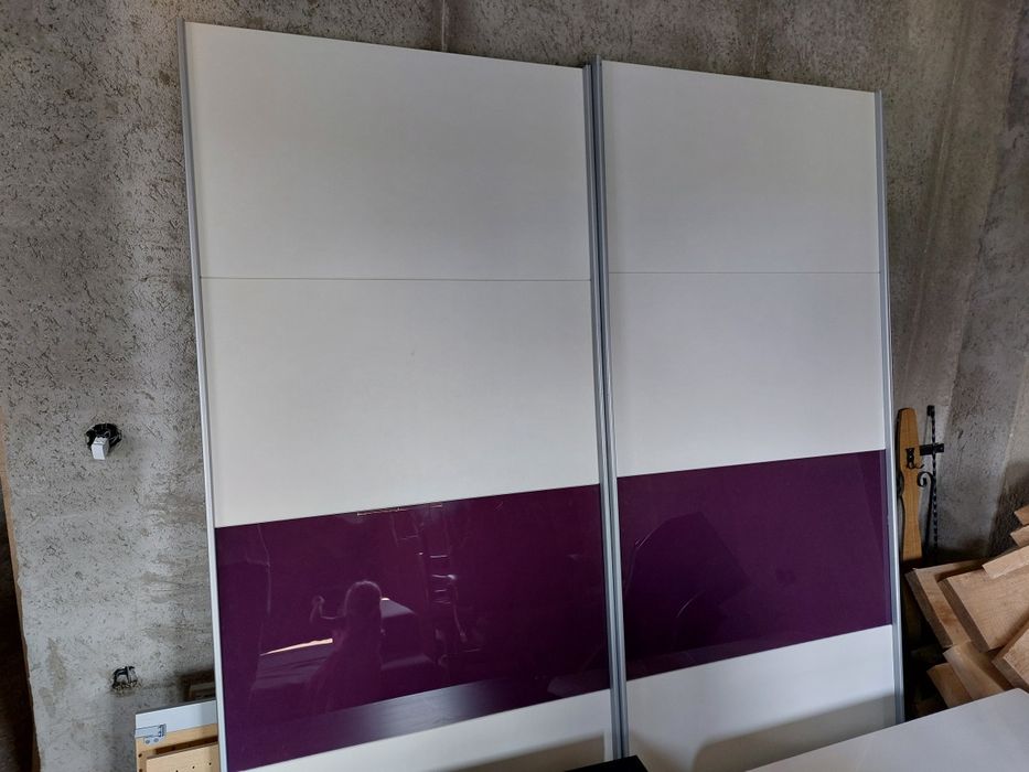 Mobila second-hand ca noua, in stare perfecta!