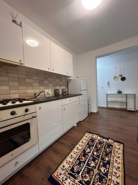 proprietar -vand ap 1 cam-str daliei-langa muzeul de apa