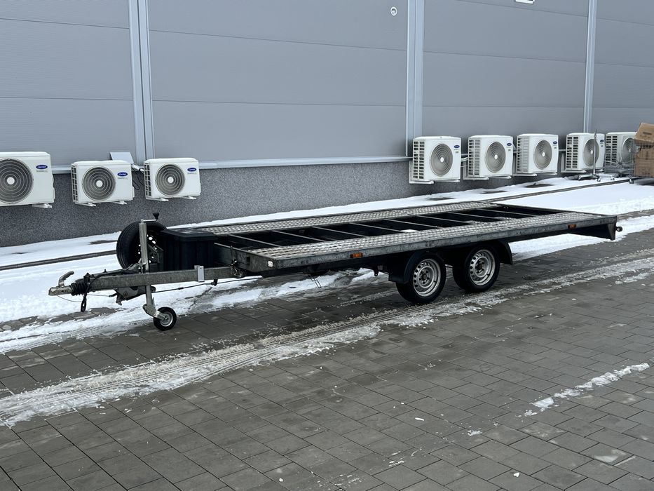 Самосвална платформа под наем