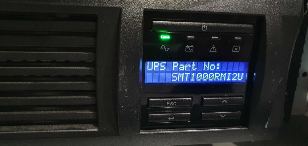 UPS - APC Smart-UPS 1000VA LCD RM 2U 230V (SMT1000RMI2U)