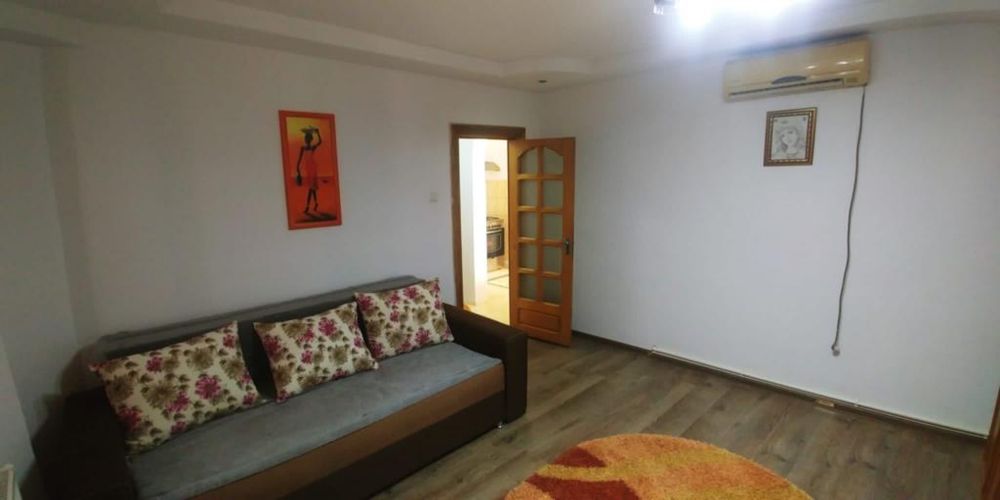 Apartament 2 Camere Central - Recent Renovat + Loc de Parcare inclus si Centrala Proprie